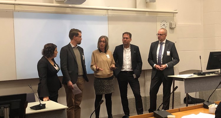 Övik Energi medverkade i riksdagsseminarium där Sveriges nationella bredbandsmål diskuterades