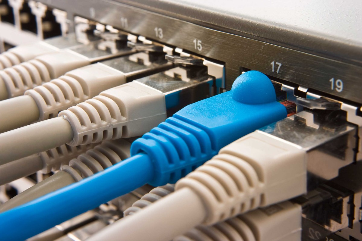 Sveriges digitala infrastruktur måste skyddas mot antagonistiska intressen